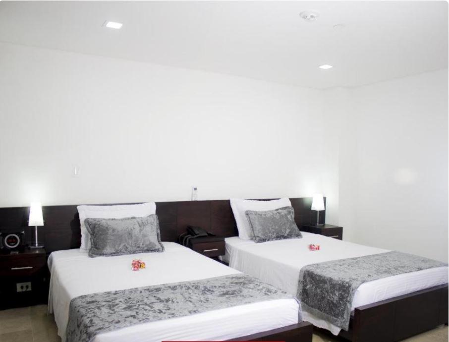 Hotel Lleras Express Медельин Экстерьер фото