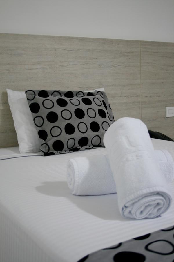 Hotel Lleras Express Медельин Экстерьер фото